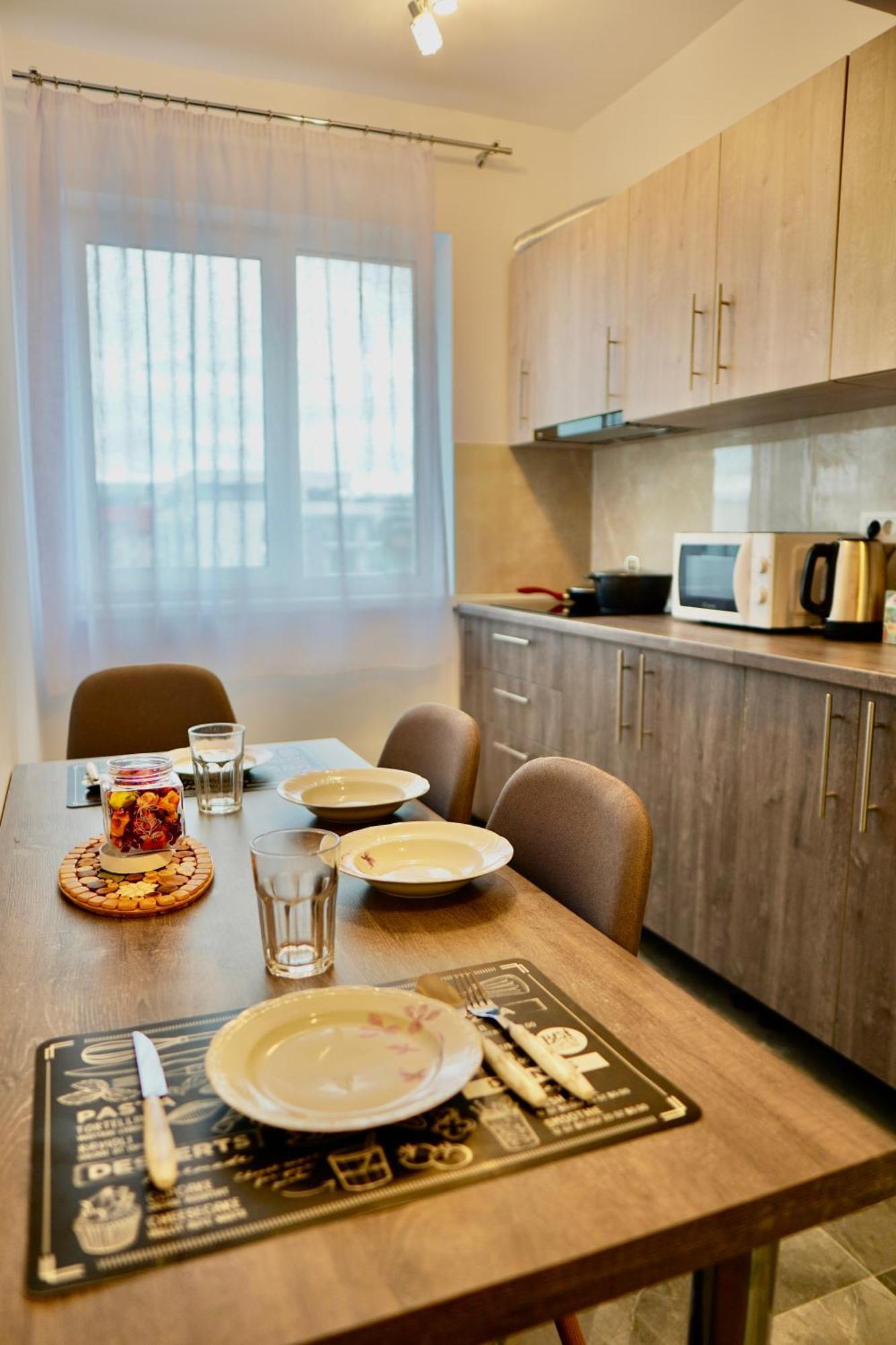 Apartment Coresi Luxury Sinuhe Residents For 4 Brasov